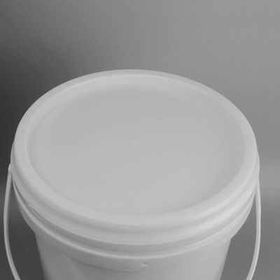 Các thùng 5 gallon có chất lượng thực phẩm có thể tái chế với nắp