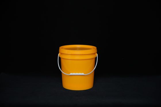 Thùng nhựa bền với nắp cho sản xuất và lưu trữ thực phẩm