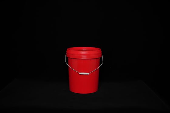 Thùng nhựa tròn với nắp niêm phong cho các ứng dụng lưu trữ
