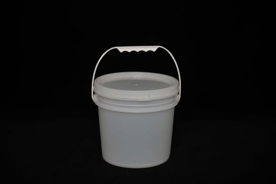 Thùng nhựa bền với nắp cho sản xuất và lưu trữ thực phẩm